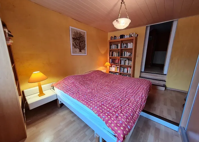 Calme Avec Jardin, Proche Metz - Fr-1-584-340 펜션 *