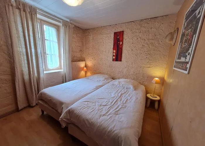 Calme Avec Jardin, Proche Metz - Fr-1-584-340 *